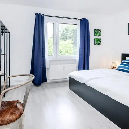 Forest Premium Balcony - Muelheim, Wi-fi, Netflix Apartment *